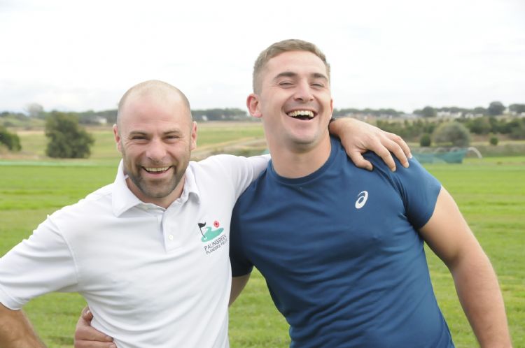 Friends for ever Ben Hooper en Tom Maddison Friends for ever Ben Hooper en Tom Maddison