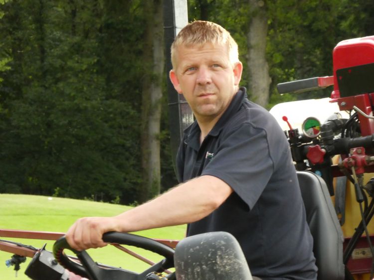 Hoofdgreenkeeper Koen Verhelst