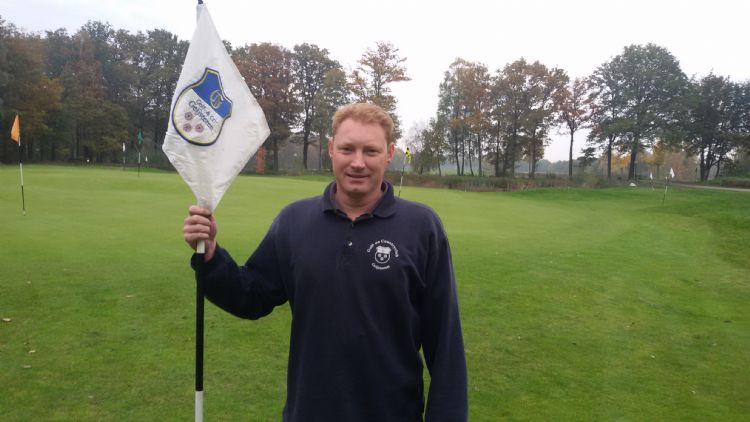 Eric Wijnhoven: 'Door veel regenval moesten we de baan zelfs een enkele maal sluiten.' Eric Wijnhoven: 'Door veel regenval moesten we de baan zelfs een enkele maal sluiten.'