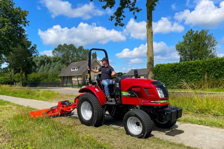 Elektrische tractor van Knegt Elektrische tractor van Knegt
