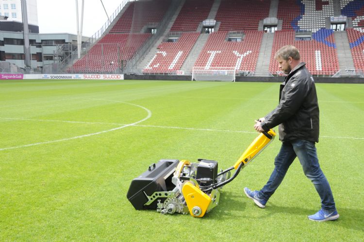 Archieffoto uit 2017 Infinicut op hoofdveld FC Utrecht 