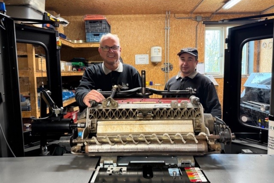 Pim van Straten en zijn opvolger Andrii Humeniak.